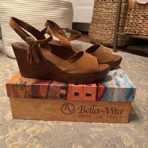 Bella Vita platform wedge